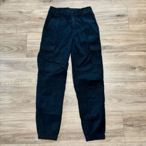 American Eagle Black Cargo Pants